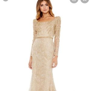 Mac Duggal - 11187 Bateau Lace Appliqued Gown